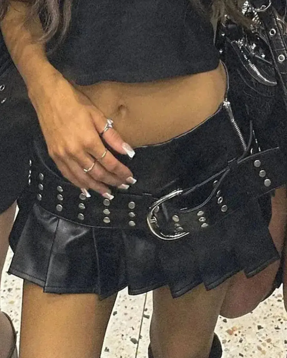 Chic Leather Short Skirt. Trending Fashionable Style