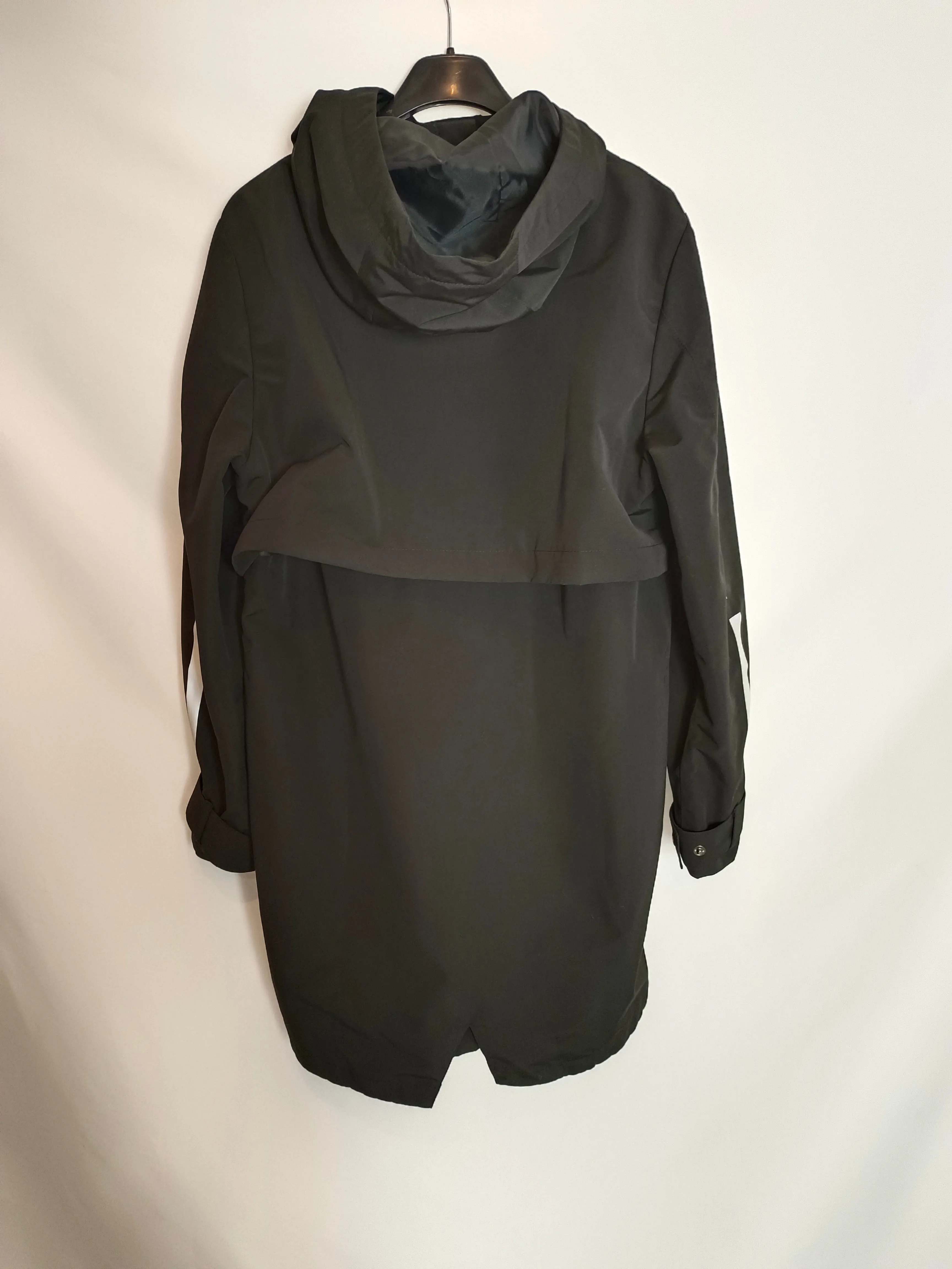 DUNNES. Abrigo negro capucha T.m
