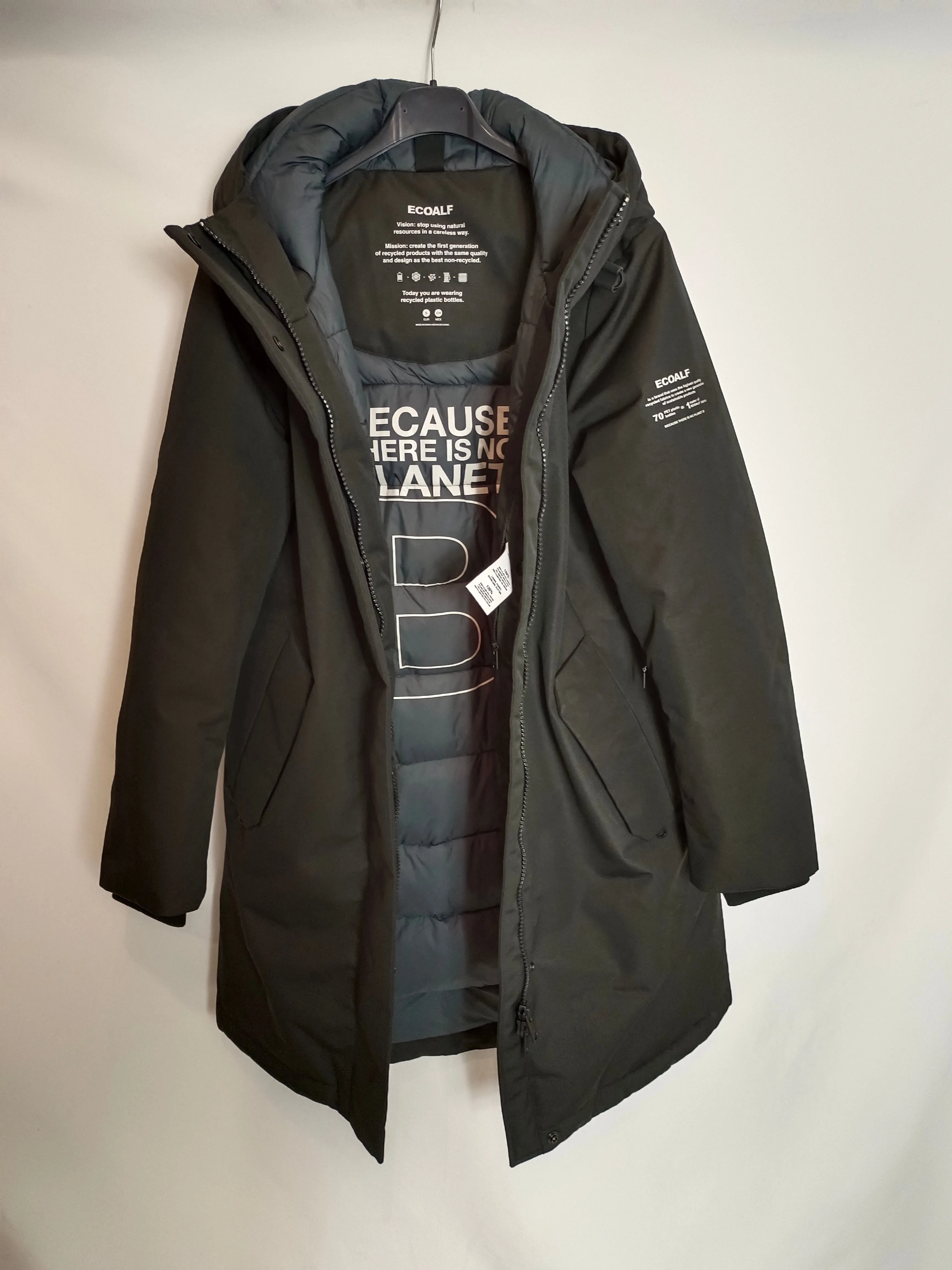 ECOALF. Abrigo negro parka T.s